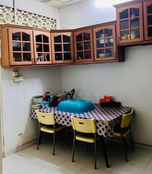 1-storey Terraced House for Sale in Medan Idaman (Setapak) - Thoriq Suparman - Kitchen - PropertyGuru.com.my