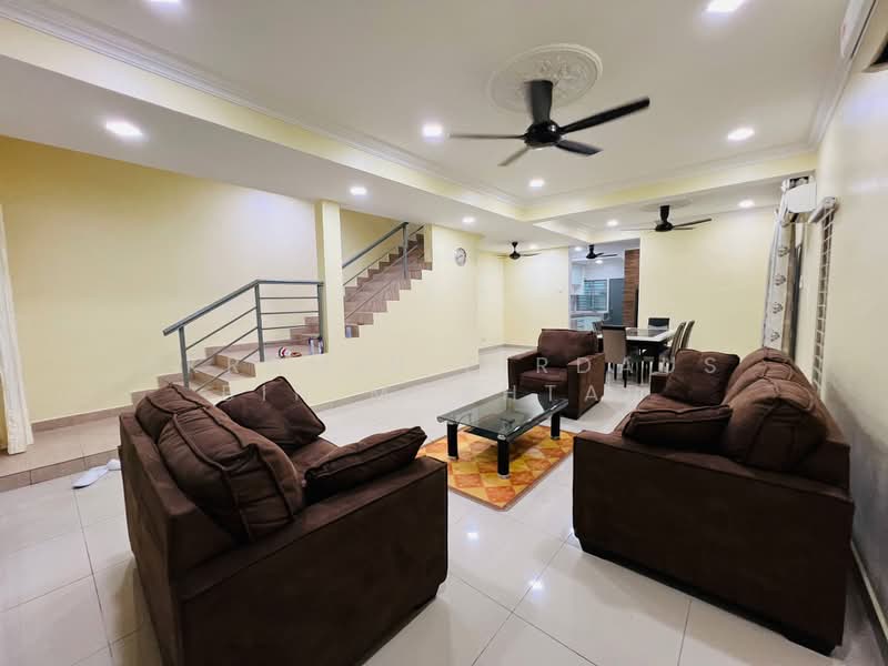 Rumah Teres 3 Tingkat untuk Dijual di Taman Universiti (Bangi) - Akramin Firdaus Bin Mokhtar - PropertyGuru.com.my