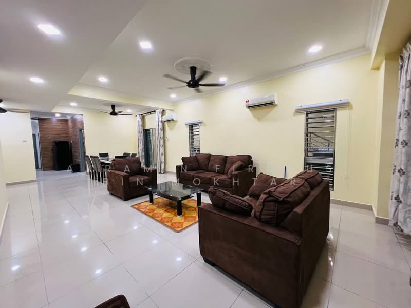 Rumah Teres 3 Tingkat untuk Dijual di Taman Universiti (Bangi) - Akramin Firdaus Bin Mokhtar - PropertyGuru.com.my