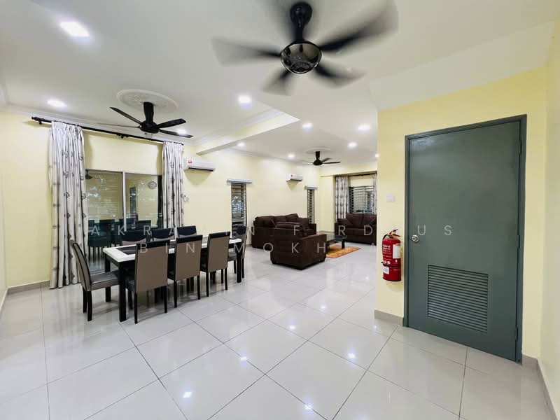 Rumah Teres 3 Tingkat untuk Dijual di Taman Universiti (Bangi) - Akramin Firdaus Bin Mokhtar - PropertyGuru.com.my