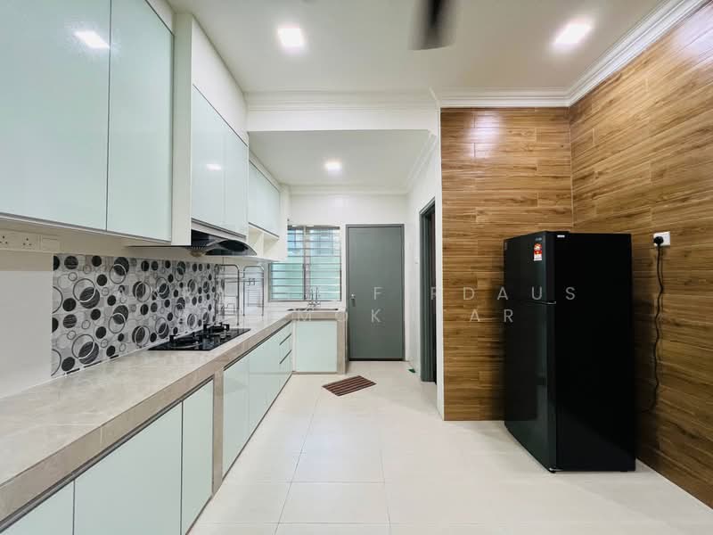 Rumah Teres 3 Tingkat untuk Dijual di Taman Universiti (Bangi) - Akramin Firdaus Bin Mokhtar - PropertyGuru.com.my