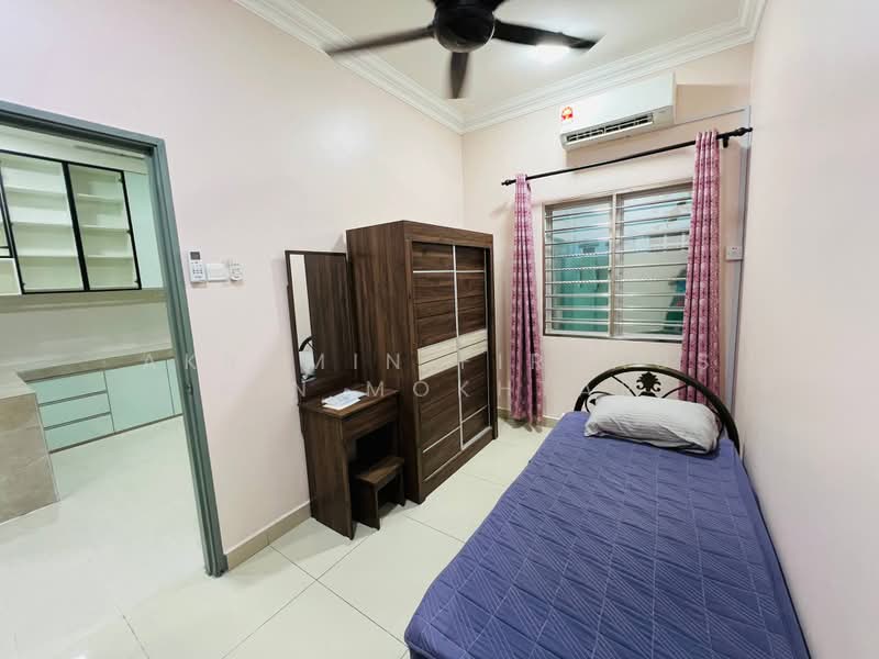 Rumah Teres 3 Tingkat untuk Dijual di Taman Universiti (Bangi) - Akramin Firdaus Bin Mokhtar - PropertyGuru.com.my