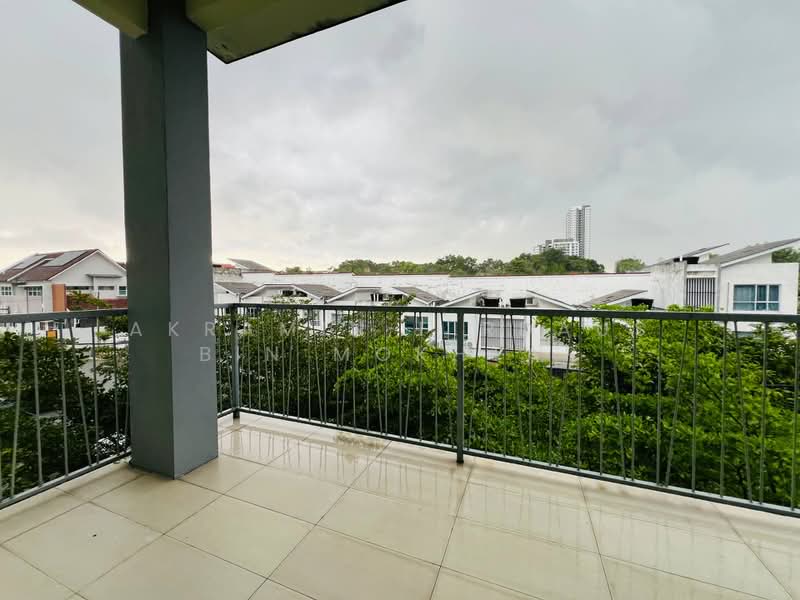Rumah Teres 3 Tingkat untuk Dijual di Taman Universiti (Bangi) - Akramin Firdaus Bin Mokhtar - PropertyGuru.com.my