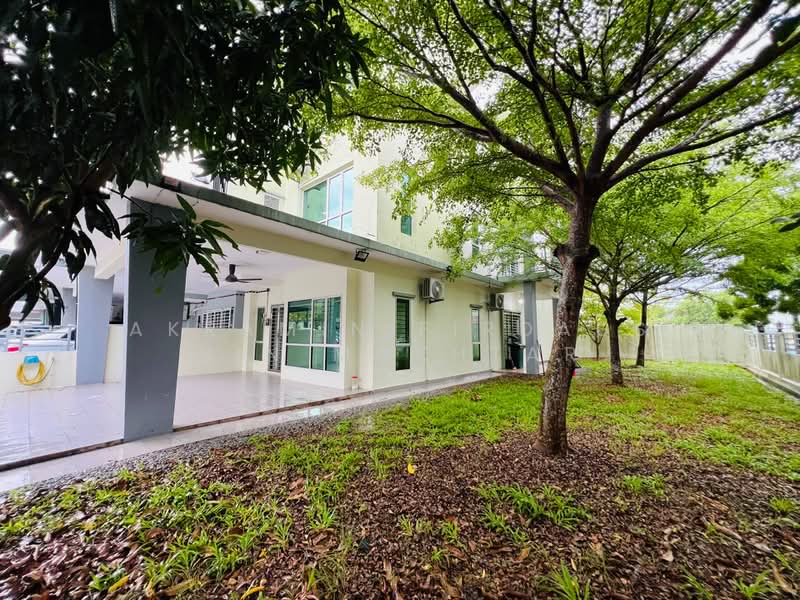 Rumah Teres 3 Tingkat untuk Dijual di Taman Universiti (Bangi) - Akramin Firdaus Bin Mokhtar - PropertyGuru.com.my