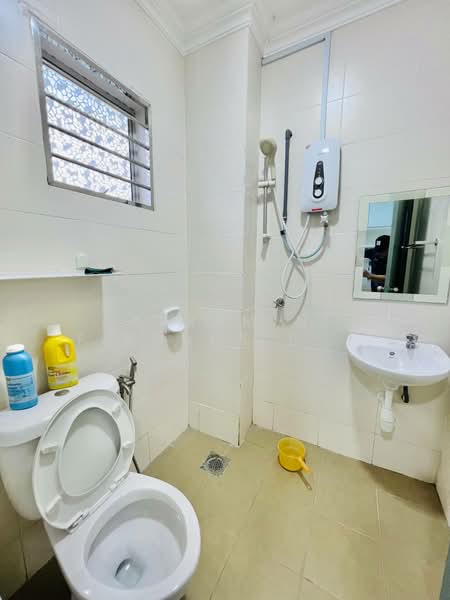 Rumah Teres 3 Tingkat untuk Dijual di Taman Universiti (Bangi) - Akramin Firdaus Bin Mokhtar - PropertyGuru.com.my