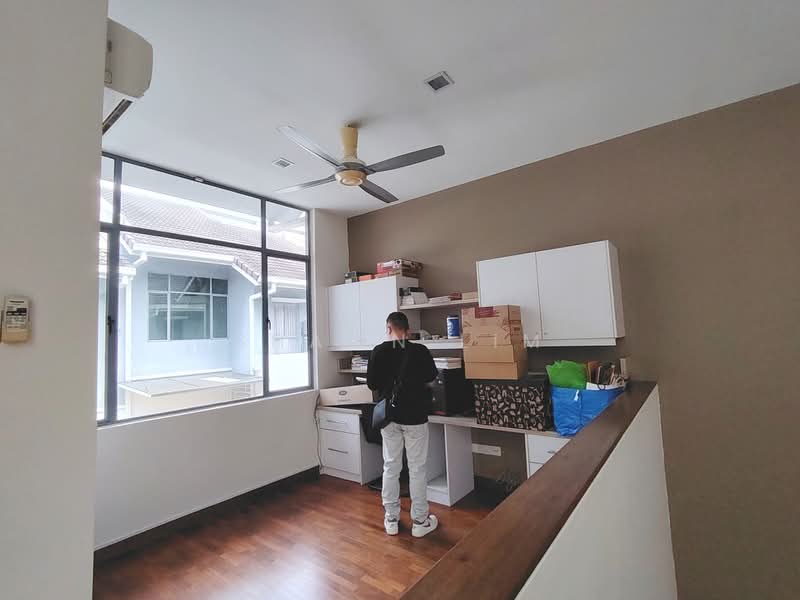2-storey Terraced House for Sale in Bandar Sungai Long (Selangor) - Shawn Lim - Study - PropertyGuru.com.my