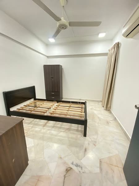 Condominium for Sale at Danau Idaman - SC Toh - Bedroom - PropertyGuru.com.my