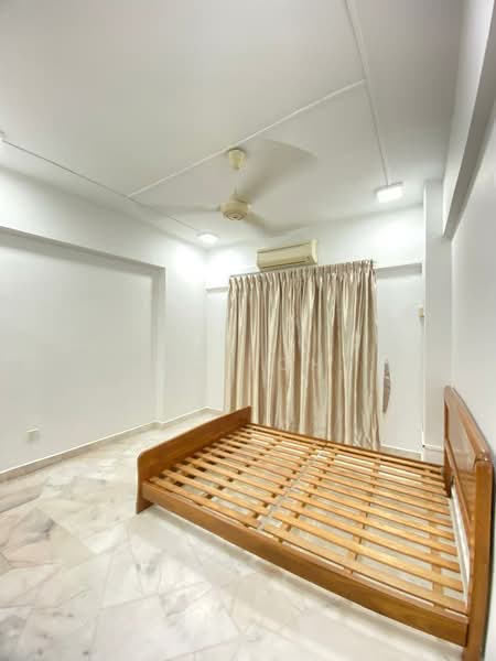 Condominium for Sale at Danau Idaman - SC Toh - Bedroom - PropertyGuru.com.my