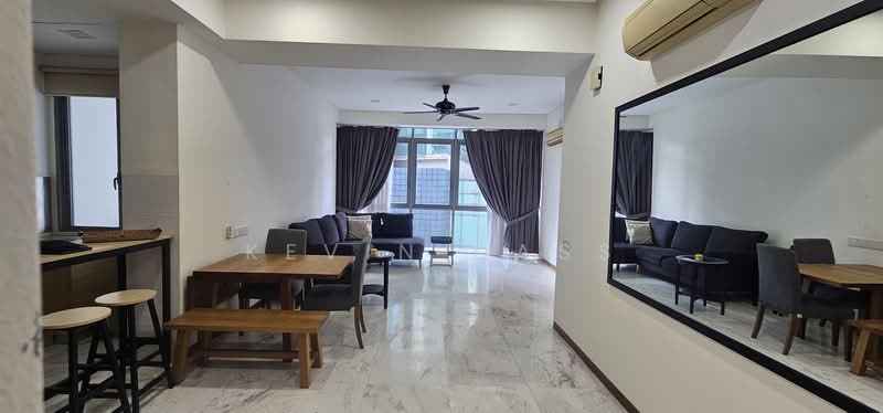 Servis Apartment untuk Dijual di Twins @ Damansara Heights - Kevin Dass - Living Room - PropertyGuru.com.my