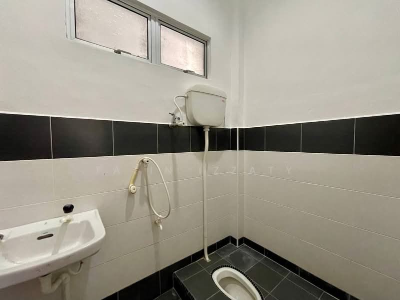Rumah Teres 1 Tingkat untuk Dijual di Kampung Kemuning Sialang (Tangkak) - Fatin Izzaty - PropertyGuru.com.my