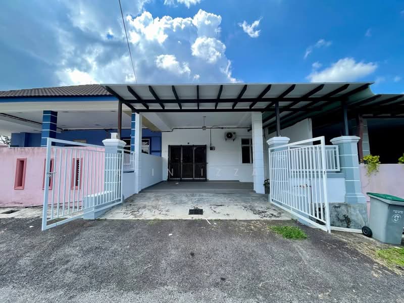 Rumah Teres 1 Tingkat untuk Dijual di Kampung Kemuning Sialang (Tangkak) - Fatin Izzaty - PropertyGuru.com.my