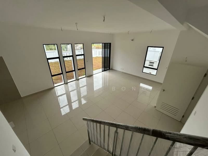 Rumah Teres 2 Tingkat untuk Dijual di Taman Desa Tebrau (Tebrau) - James Bong - Living Room - PropertyGuru.com.my