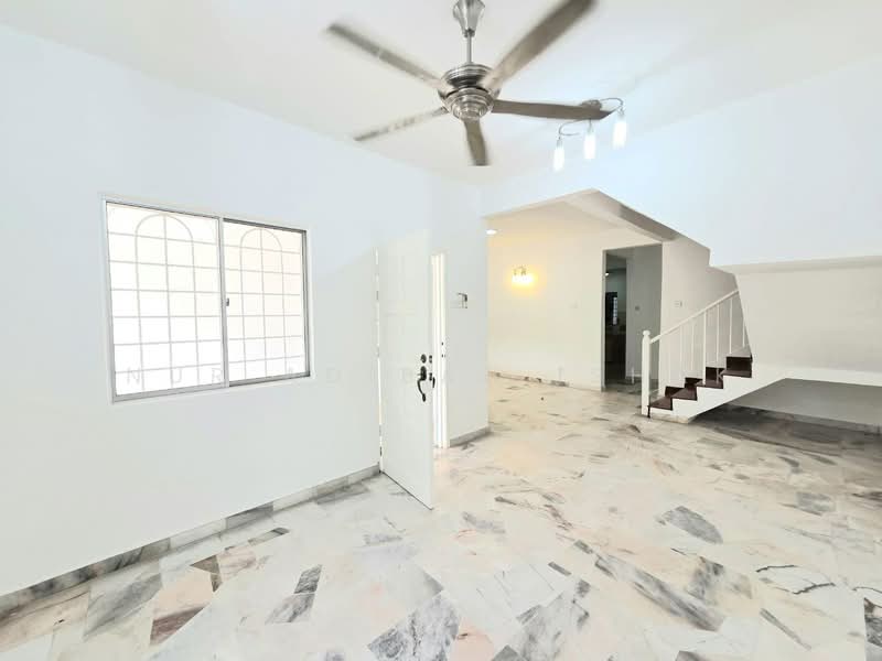 Rumah Teres 2 Tingkat untuk Dijual di Seksyen 7 (Bangi) - Nur Adibah Ishak - PropertyGuru.com.my