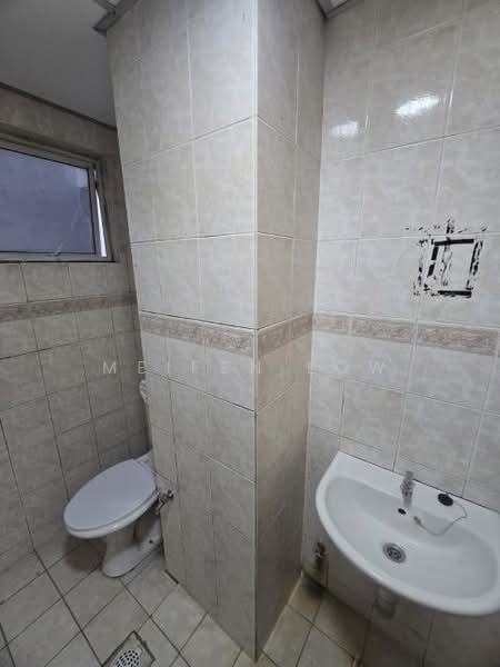 Condominium for Rent at Sri Emas - Meifen Low - Bathroom - PropertyGuru.com.my