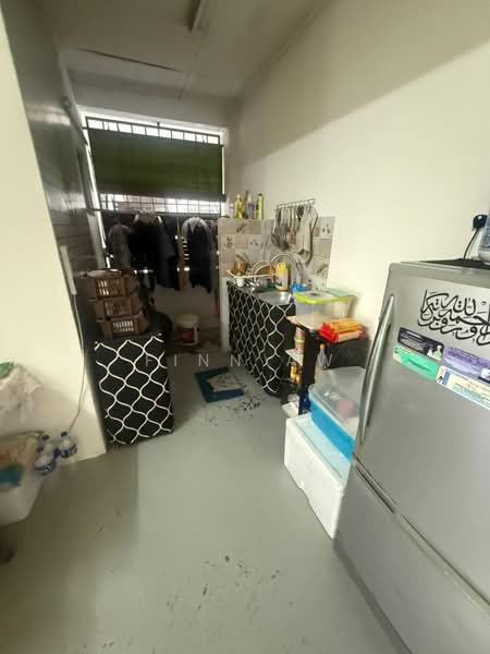 Flat for Sale at Rumah Pangsa Permas Jaya - Finn Aw - Kitchen - PropertyGuru.com.my