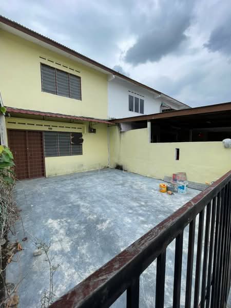 Terraced House for Rent in Port Dickson (Negeri Sembilan) - Roy Law - Exterior - PropertyGuru.com.my