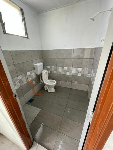 Terraced House for Rent in Port Dickson (Negeri Sembilan) - Roy Law - Bathroom - PropertyGuru.com.my