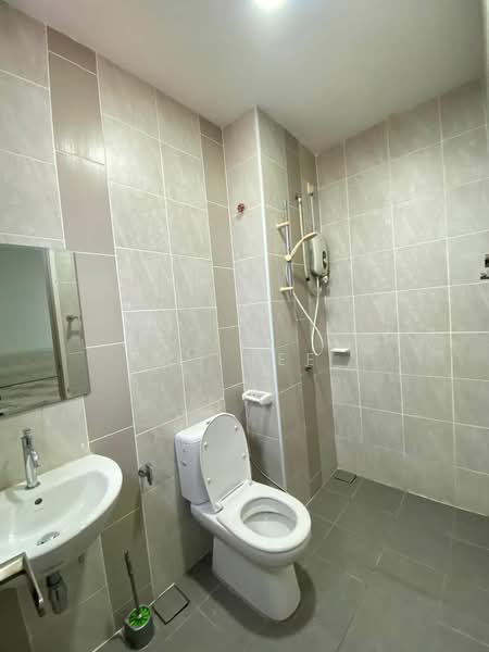 Service Residence for Rent at Sky Breeze Service Apartment - RQ Tee - PropertyGuru.com.my