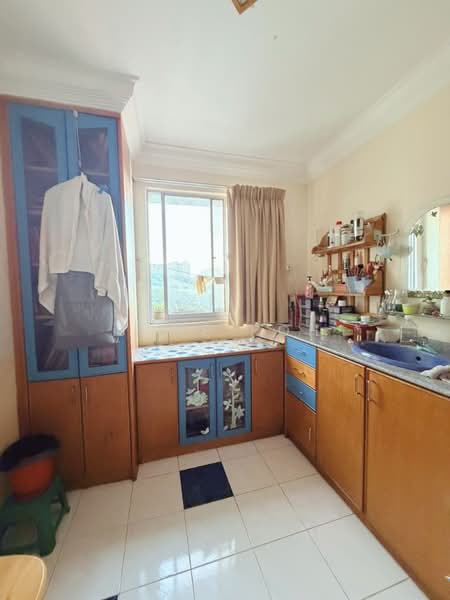 Apartment for Sale at Taman Kristal - Jane Poh - Kitchen - PropertyGuru.com.my