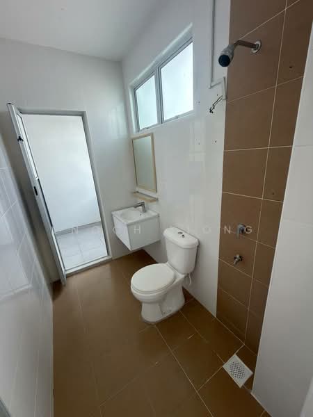 2-storey Terraced House for Rent in Johor Bahru (Johor) - Enoch Liong - Bathroom - PropertyGuru.com.my