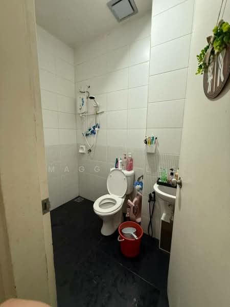 Rumah Teres 2 Tingkat untuk Dijual di Kota Masai (Pasir Gudang) - Maggie Lee - Bathroom - PropertyGuru.com.my