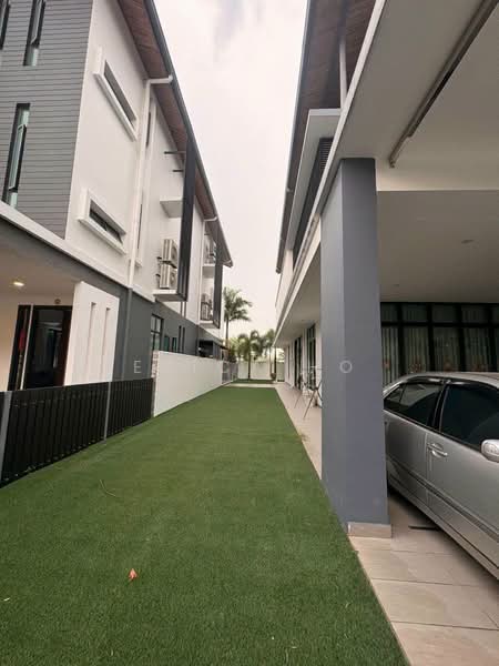3-storey Terraced House for Sale in Senibong Cove (Masai) - Erica Ho - Exterior - PropertyGuru.com.my