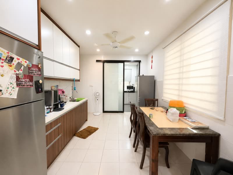 Terraced House for Sale in Bandar Kinrara Seksyen 1 (Bandar Kinrara) - CK Yee - Kitchen - PropertyGuru.com.my