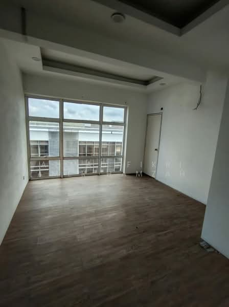 Pejabat untuk Disewa di Bandar Putra Permai (Seri Kembangan) - Ahmad Fikri Amer Hamzah - Interior - PropertyGuru.com.my