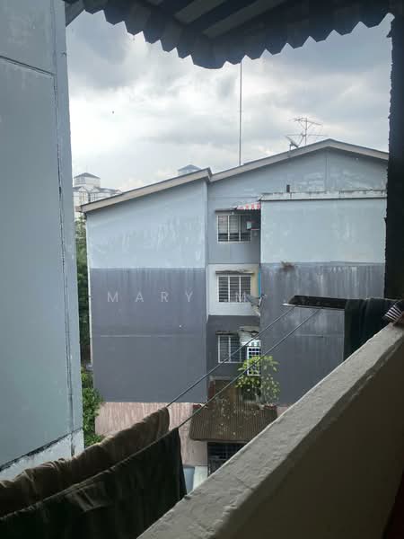 Rumah Flat untuk Disewa di Kelompok Bunga Raya - Maryam . - Exterior - PropertyGuru.com.my