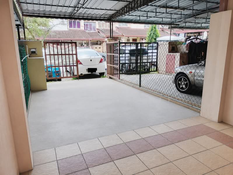 Townhouse for Sale in Taman Bayu Permai (Rawang) - Rosdi Sharif - PropertyGuru.com.my