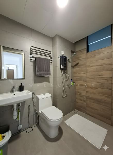 Service Residence for Rent at Vivo Executive Apartment - Lawrence Tan - Bathroom - PropertyGuru.com.my