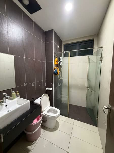 Service Residence for Sale at D'Secret Garden (Pangsapuri Kempas Indah) - Melinda Ee - Bathroom - PropertyGuru.com.my