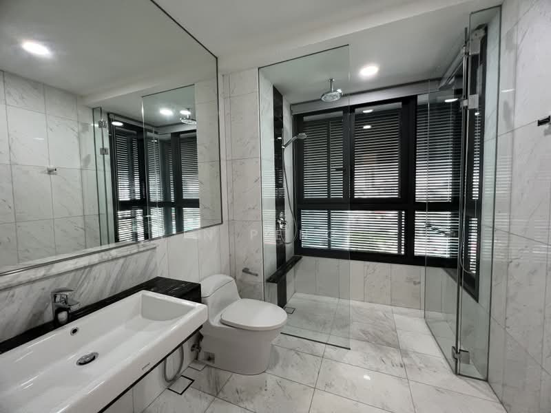 Servis Apartment untuk Disewa di The Greens - Yin Peng . - Bathroom - PropertyGuru.com.my