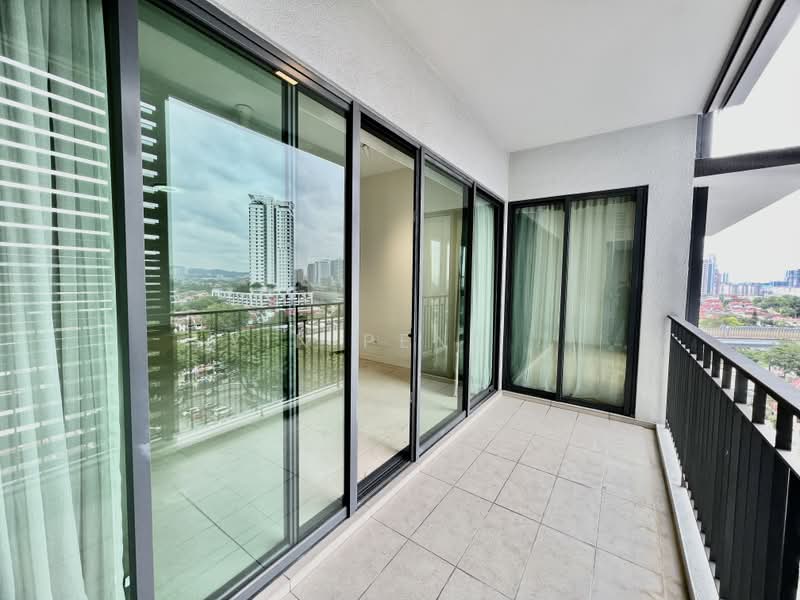 Servis Apartment untuk Disewa di The Greens - Yin Peng . - Balcony - PropertyGuru.com.my