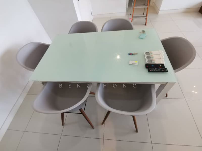 Servis Apartment untuk Disewa di Tropicana Gardens - BENZ HONG - Dining Room - PropertyGuru.com.my