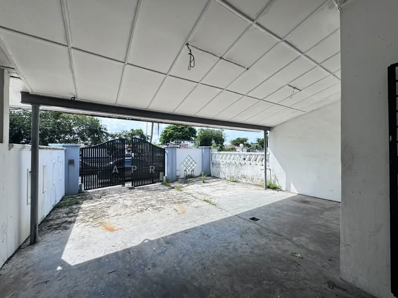 Rumah Teres untuk Disewa di Taman Perling (Perling) - April Chin - Exterior - PropertyGuru.com.my