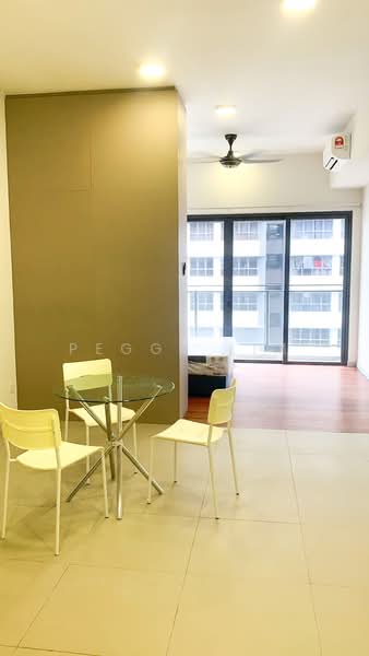 Servis Apartment untuk Disewa di Seventeen Mall & Residences (Biji Living) - Peggy Lim - Living Room - PropertyGuru.com.my