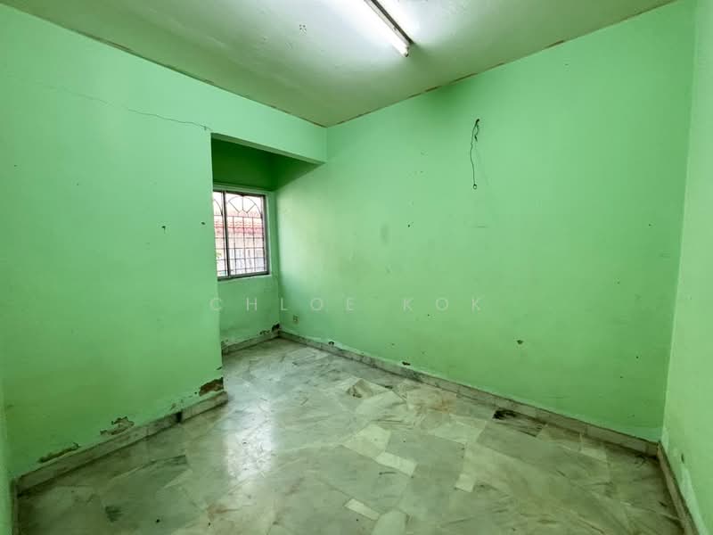 2-storey Terraced House for Sale in Bandar Country Homes (Rawang) - Chloe Kok - PropertyGuru.com.my