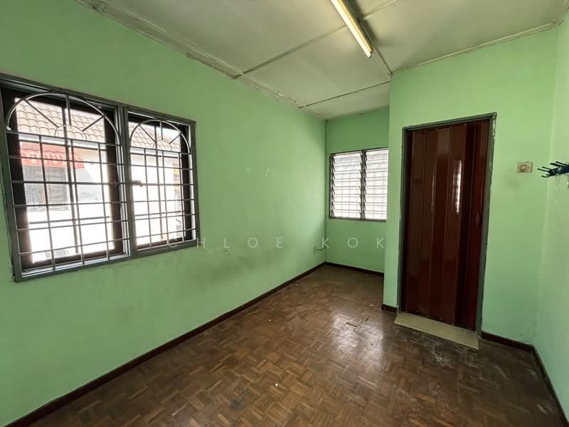 2-storey Terraced House for Sale in Bandar Country Homes (Rawang) - Chloe Kok - PropertyGuru.com.my