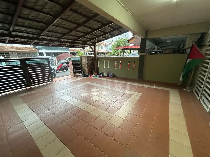Rumah Teres 2 Tingkat untuk Dijual di Taman Universiti (Bangi) - Mohd Khairul Amilin - Exterior - PropertyGuru.com.my