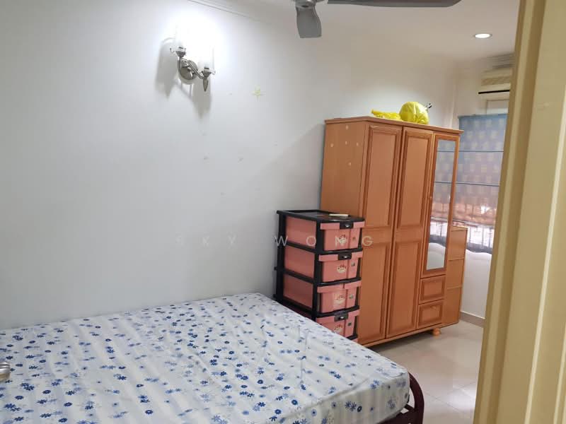 Rumah Teres 2 Tingkat untuk Disewa di TAMAN PUCHONG UTAMA (Puchong) - Sky Wong - Bedroom - PropertyGuru.com.my