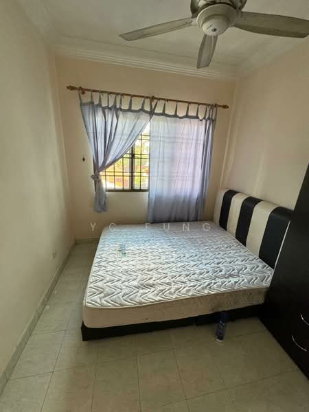 Pangsapuri untuk Dijual di Bistari Impian Apartment - YC Fung - Bedroom - PropertyGuru.com.my