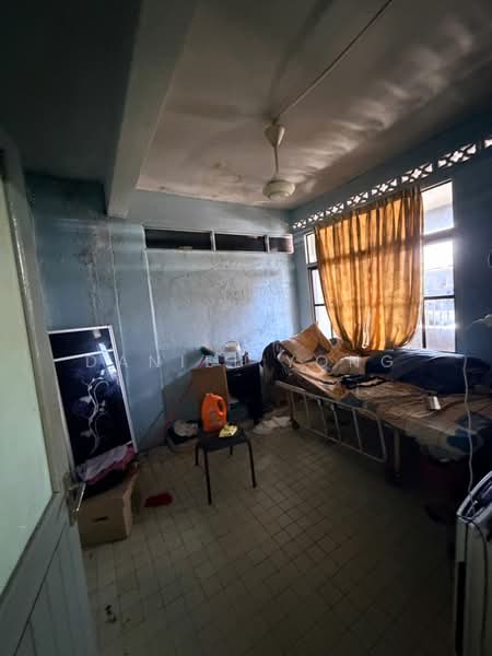1-storey Terraced House for Sale in Taman Matahari (Kluang) - Daniel Yong - Bedroom - PropertyGuru.com.my