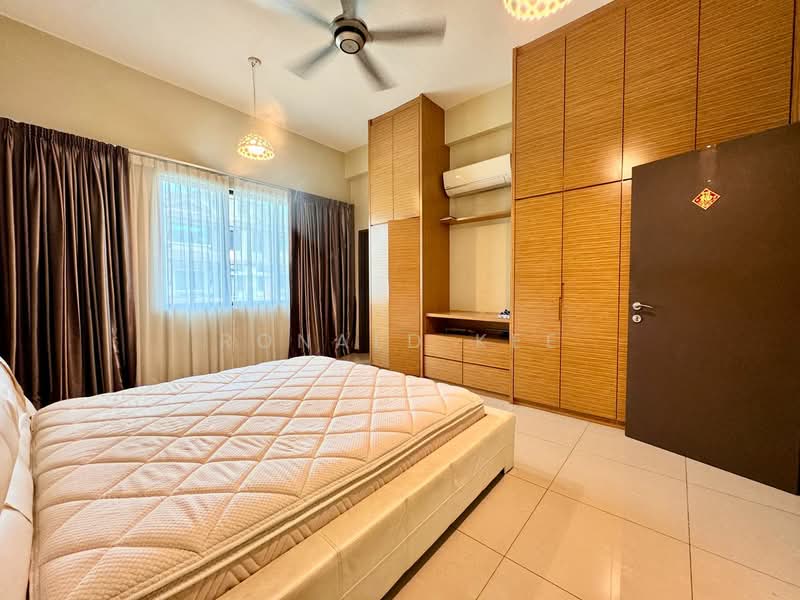 3-storey Terraced House for Sale in Bandar Bayan Bahru (Bayan Lepas) - Ronald Kee - Bedroom - PropertyGuru.com.my