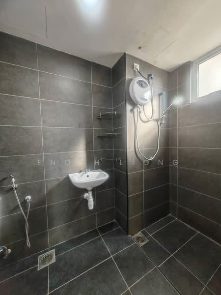 Service Residence for Rent at Midas @ Seri Alam - Enoch Liong - Bathroom - PropertyGuru.com.my