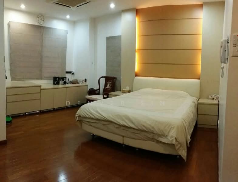Rumah Berkembar untuk Dijual di Taman Segar Perdana (Cheras) - Denver Sin - Bedroom - PropertyGuru.com.my