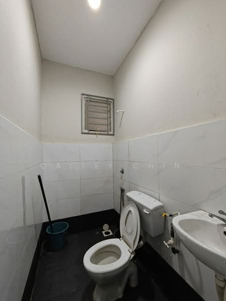 Rumah Teres 1 Tingkat untuk Disewa di Kulai (Johor) - Calley Chin - Bathroom - PropertyGuru.com.my