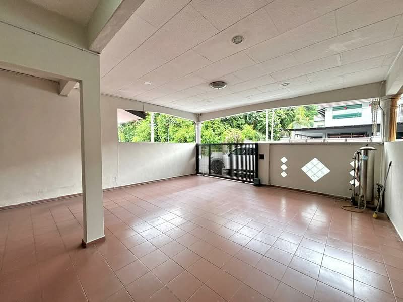 2-storey Terraced House for Sale in Taman Puteri (Batu Pahat) - WK Dee - Exterior - PropertyGuru.com.my
