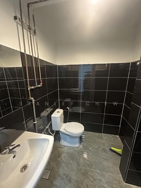 Rumah Berkembar untuk Disewa di Johor Bahru (Johor) - Stanley Chew - Bathroom - PropertyGuru.com.my