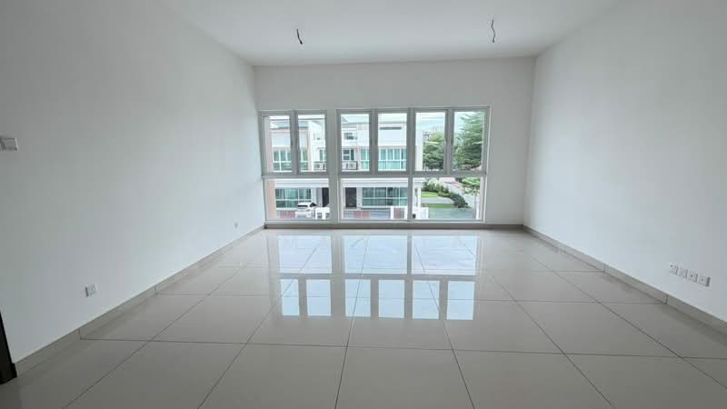 Rumah Berkembar untuk Dijual di Taman Ponderosa (Johor Bahru) - Tommy Tai - Living Room - PropertyGuru.com.my